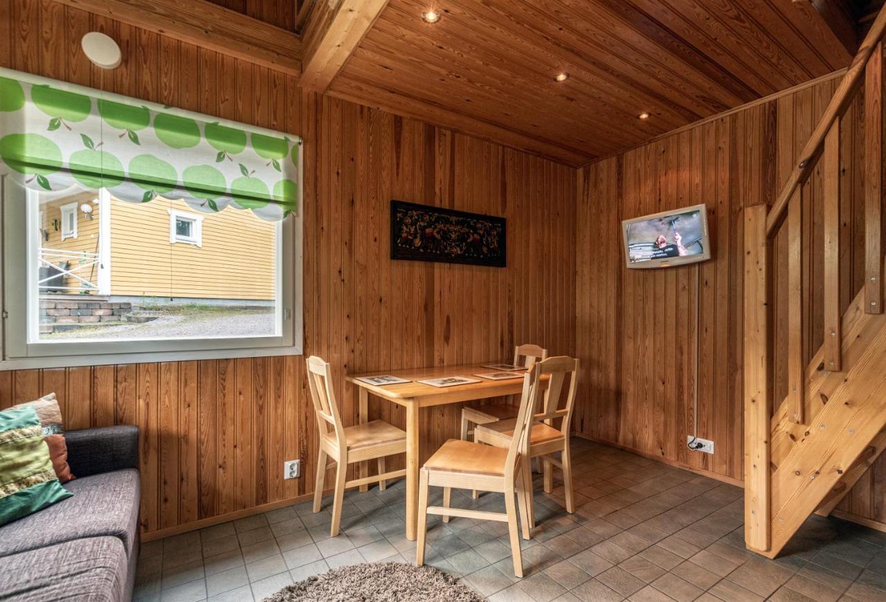 Juhlamenot Oy Villa Soderkulla  Buitenkant foto
