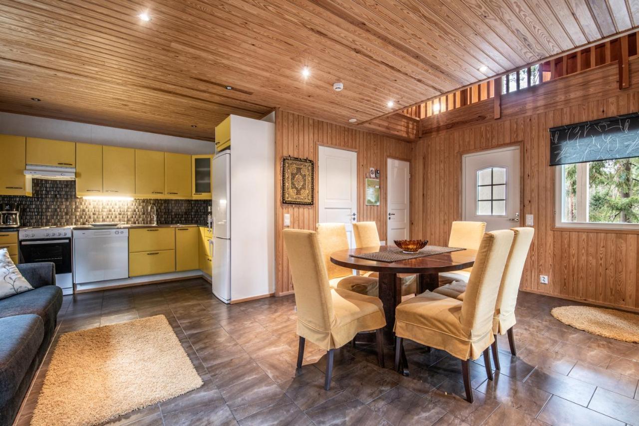 Juhlamenot Oy Villa Soderkulla  Buitenkant foto